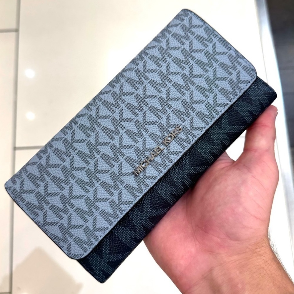 Michael Kors Jet Set Large Signature Logo TriFold Wallet Navy Blue Multi